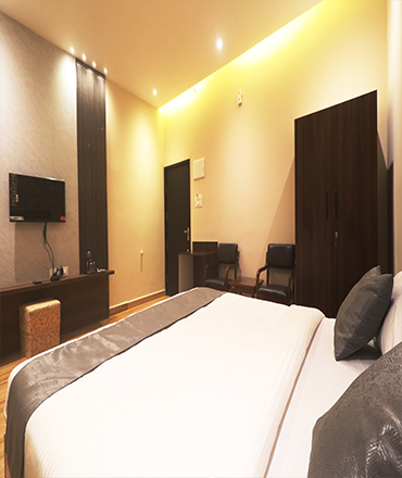 Hotel Seven Grand Vijayapura