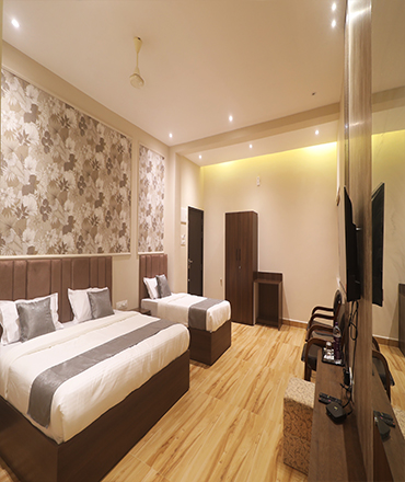 Hotel Seven Grand Vijayapura