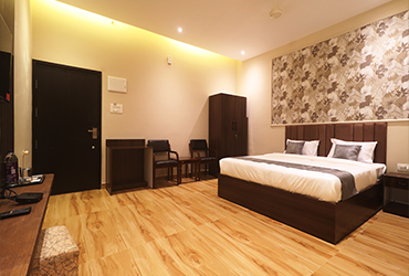 Hotel Seven Grand Vijayapura